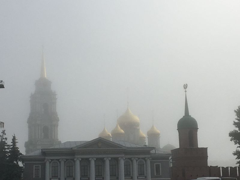 Кремль. Туманное утро