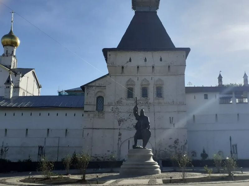 Памятник князю Василько