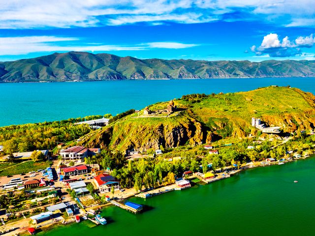Севанаванк, Норатус и Айраванк: к Севану с гидом — фото 3