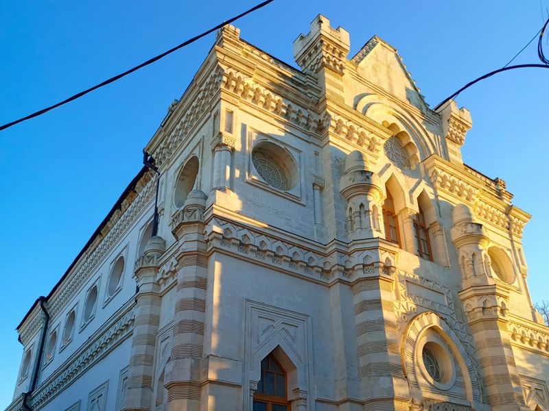 История караимов Крыма - групповая экскурсия в Ялте на машине гида длительностью 8 часов с количеством участников до 3 человек цена экскурсии 3200₽