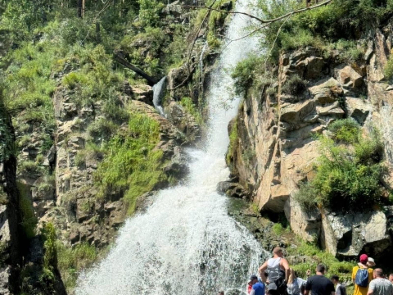 Камышлинский водопад