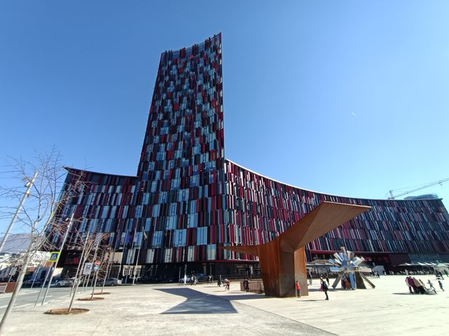 Колоритная Тирана — столица Албании — фото 3