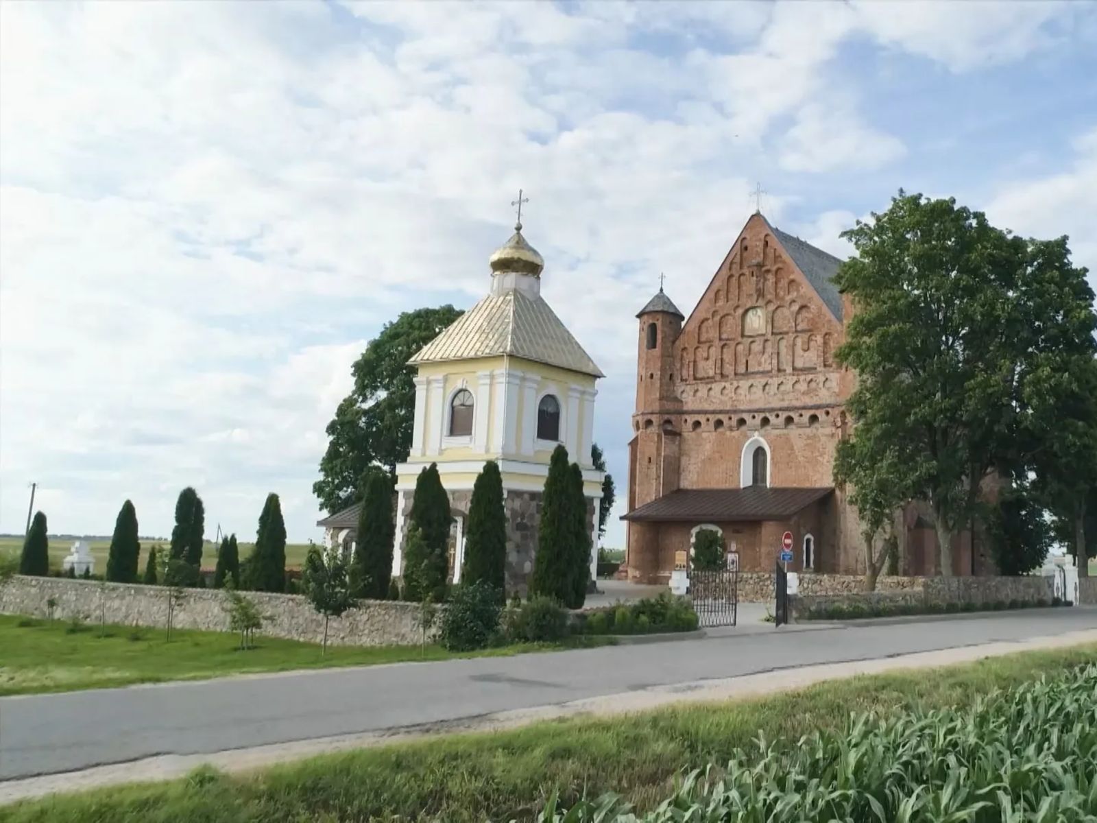 Церковь Святого Архангела Михаила (Сынковичи)