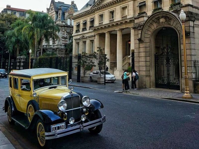 Экскурсия по Буэнос-Айресу на ретроавто: шарм Belle Epoque - индивидуальная экскурсия в Буэнос-Айресе на машине гида длительностью 8 часов с количеством участников до 2 человек цена экскурсии 670$