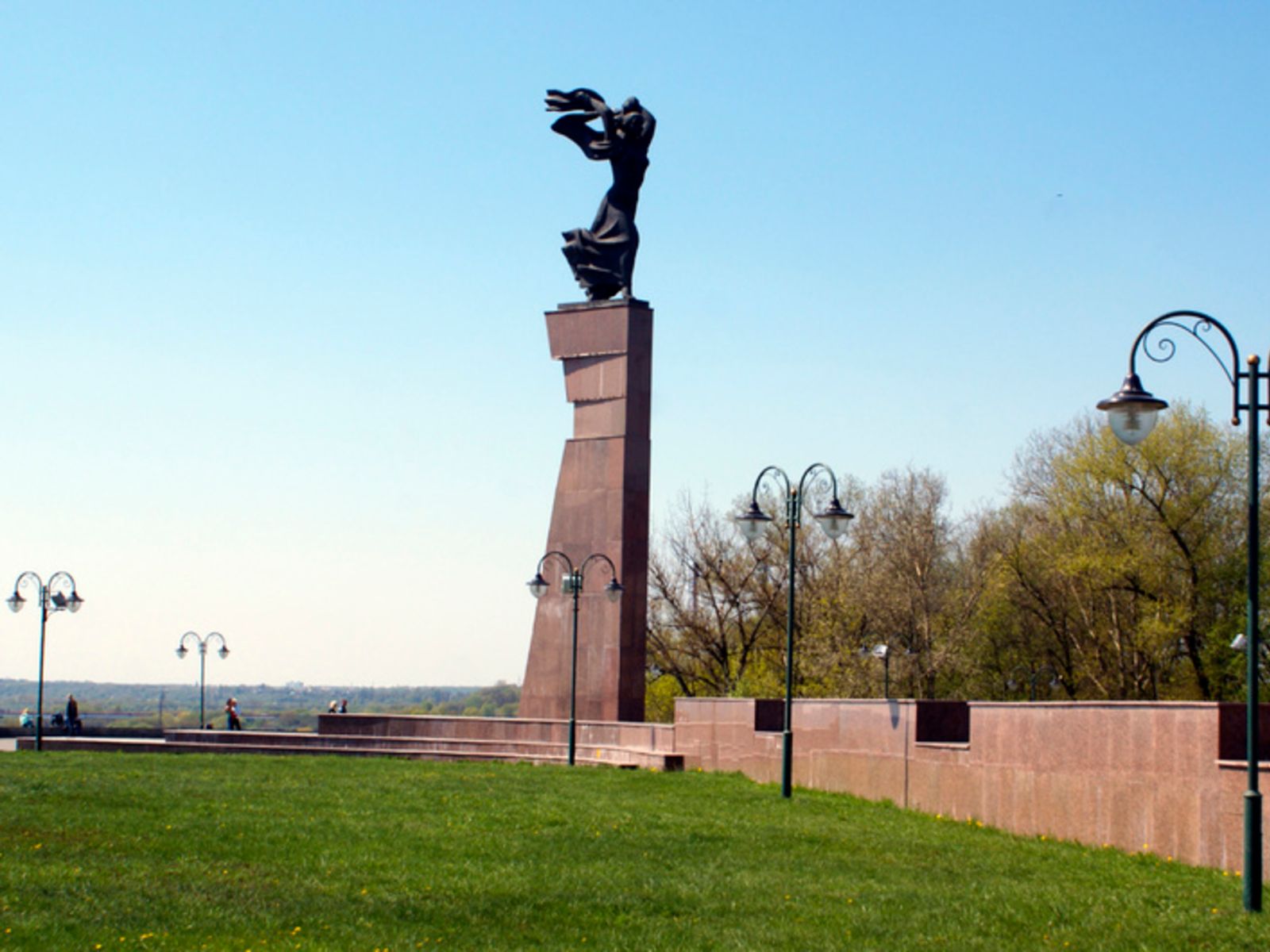 Памятник
