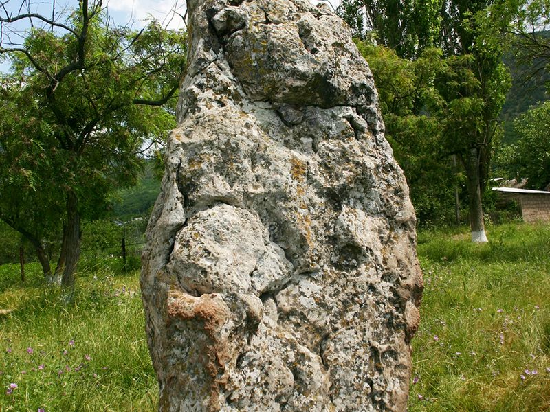 Скельские менгиры