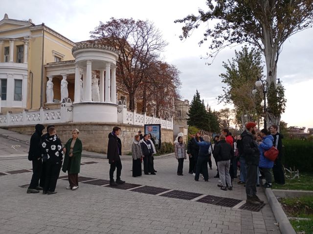 Групповая экскурсия из Алушты в Феодосию + картинная галерея — фото 3