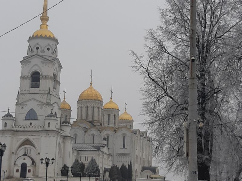 Успенский собор, 12 век 
