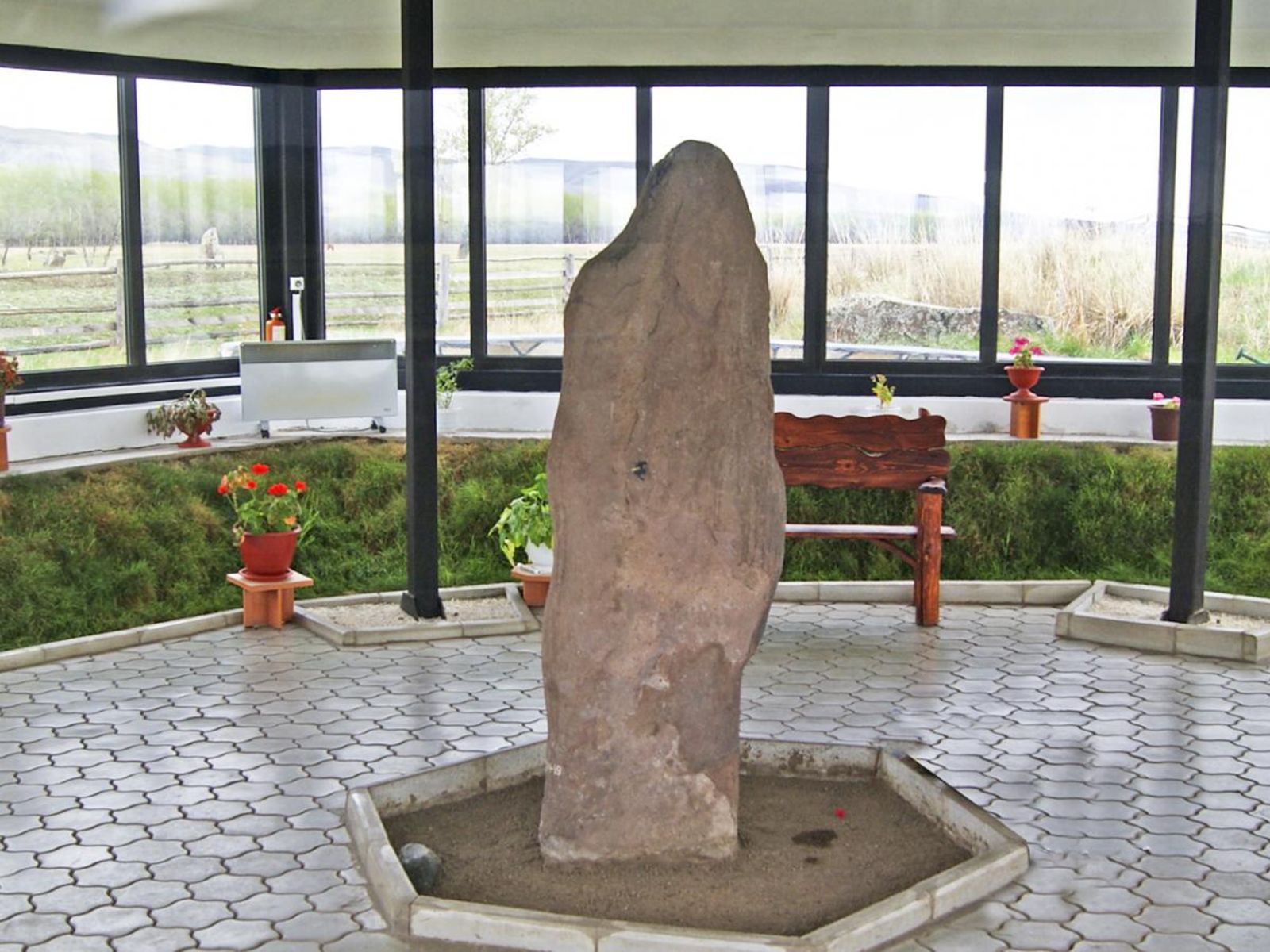 Хуртуях-Тас