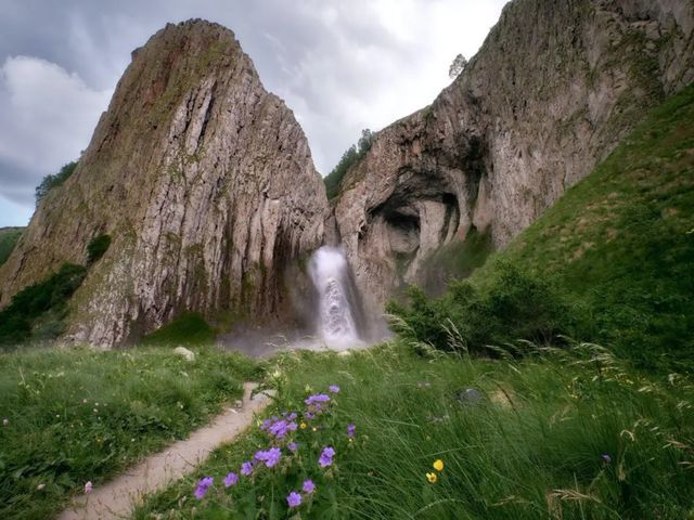 Групповая экскурсия из Пятигорска в Джилы-Су — природную сказку