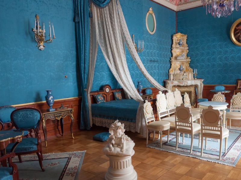 Интерьеры