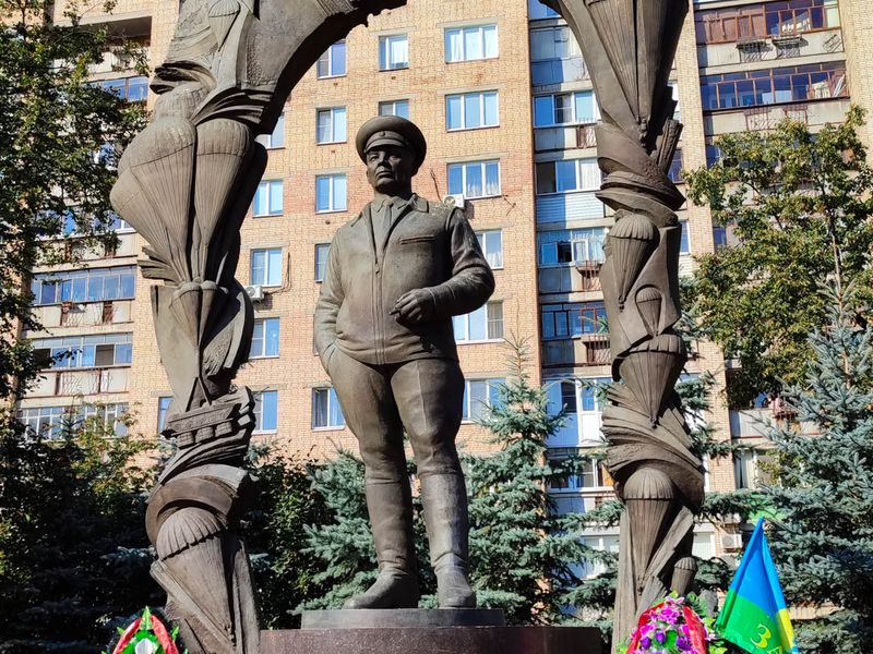 Памятник "дяде Васе" – Василию Маргелову