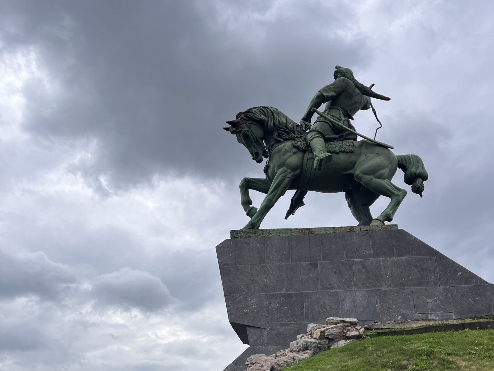 Памятник Салавату Юлаеву