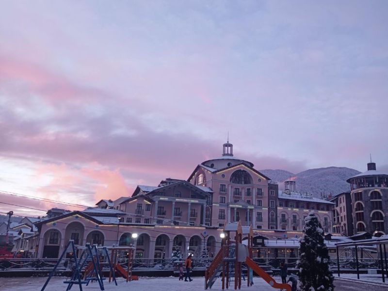 Завораживающий закат на курорте Красная Поляна 
