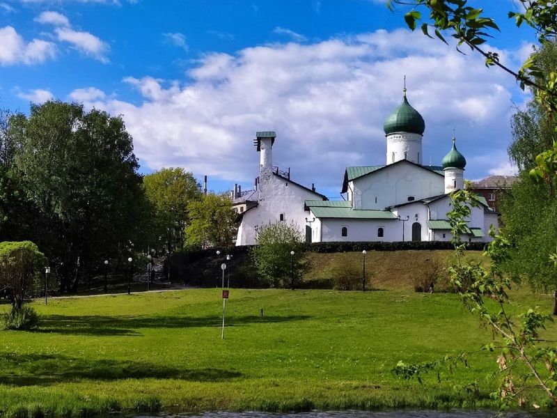 Храм