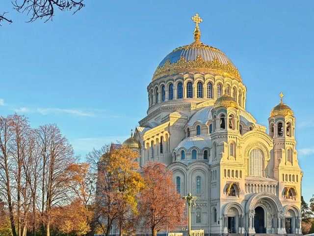 Индивидуальная экскурсия в Кронштадт на авто бизнес-класса — фото 3
