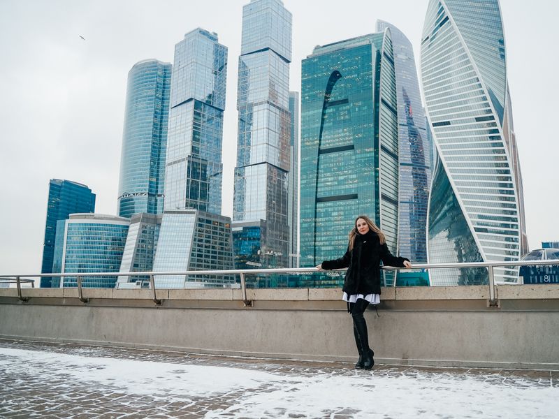 Индивидуальная обзорная экскурсия с фотосессией в Москва-Сити - индивидуальная экскурсия в Москве пешком длительностью 1 час с количеством участников до 4 человек со скидкой 5% цена экскурсии 7125₽