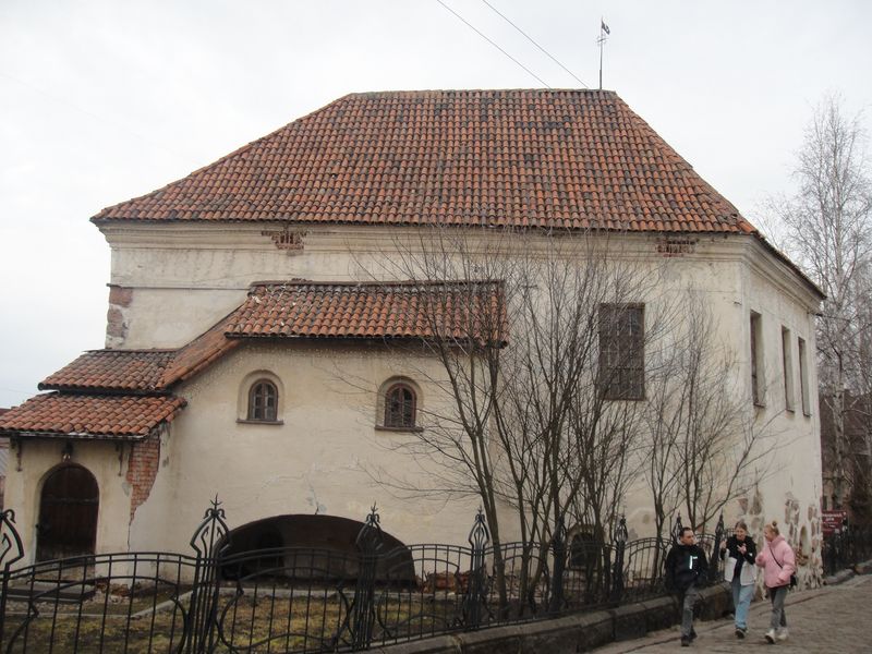Старинный Францисканский монастырь