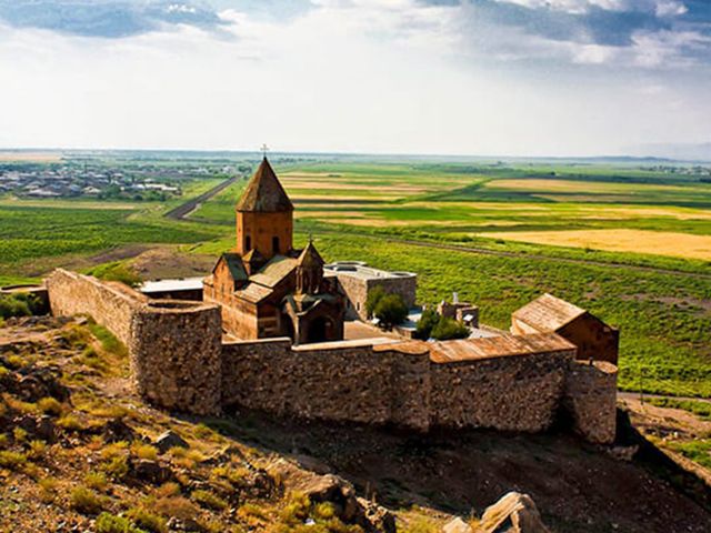 Обзорная экскурсия из Еревана в Джермук с дегустацией вина — фото 3