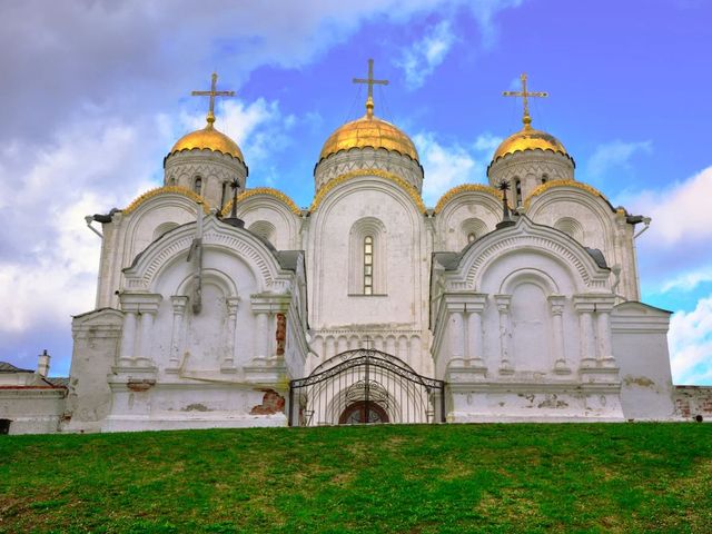 Индивидуальная обзорная экскурсия по Владимиру в теплой компании — фото 2