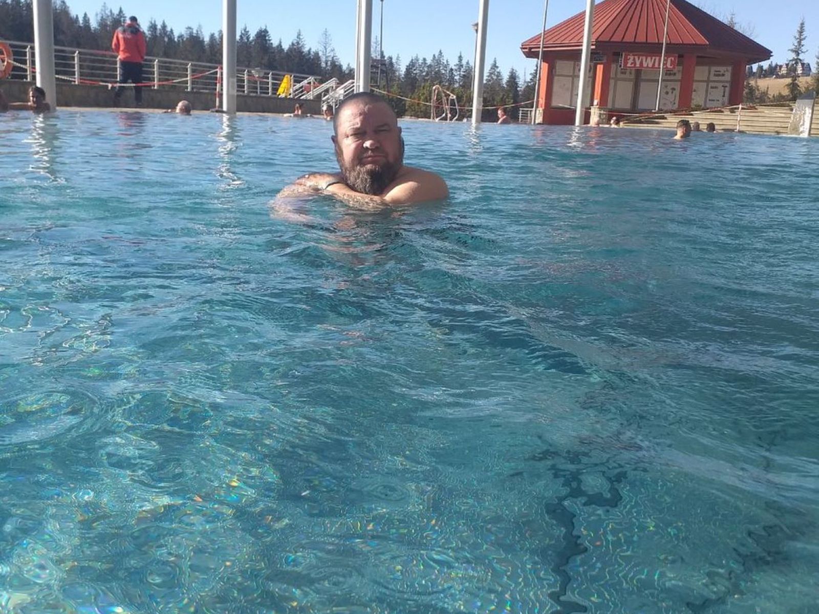 Внешний бассейн
