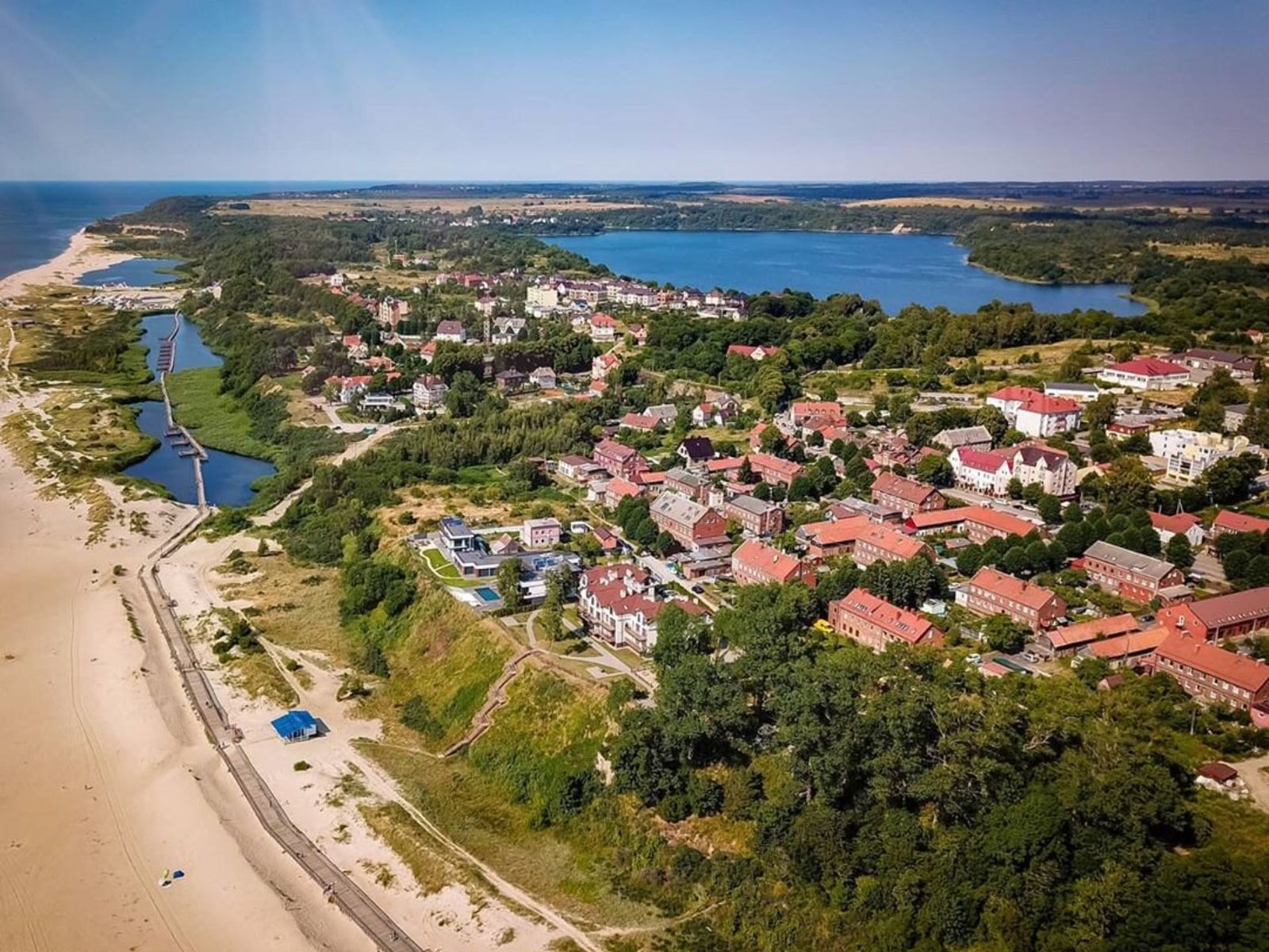 Янтарный с высоты птичьего полета