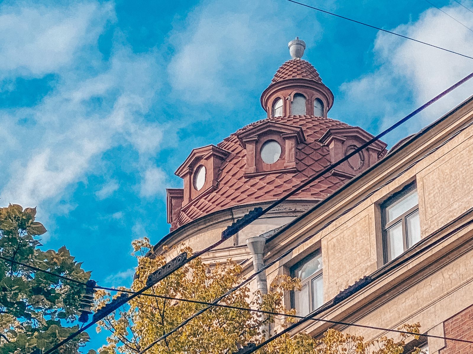 Архитектурные детали доходного дома