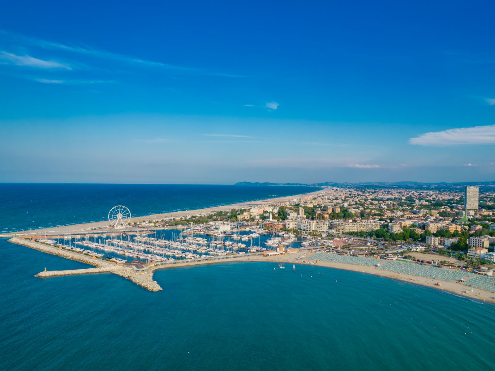 Панорама города