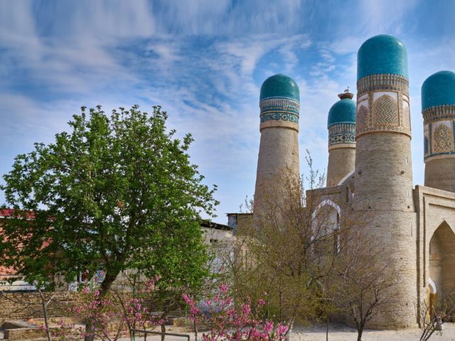Индивидуальная обзорная экскурсия "Сказочная Бухара за 3 часа" — фото 3