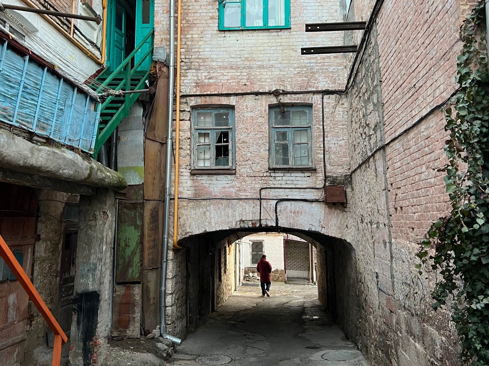 Старый дворик