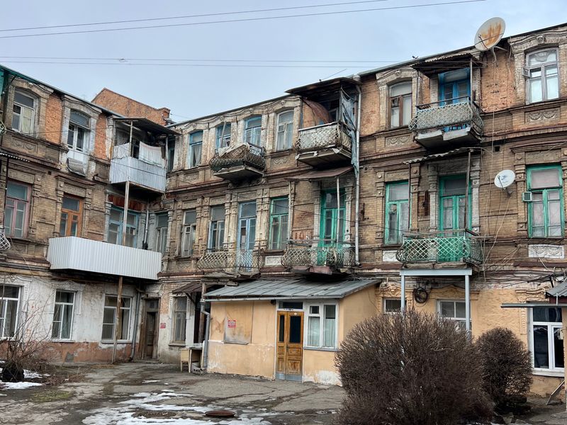 Старый дворик