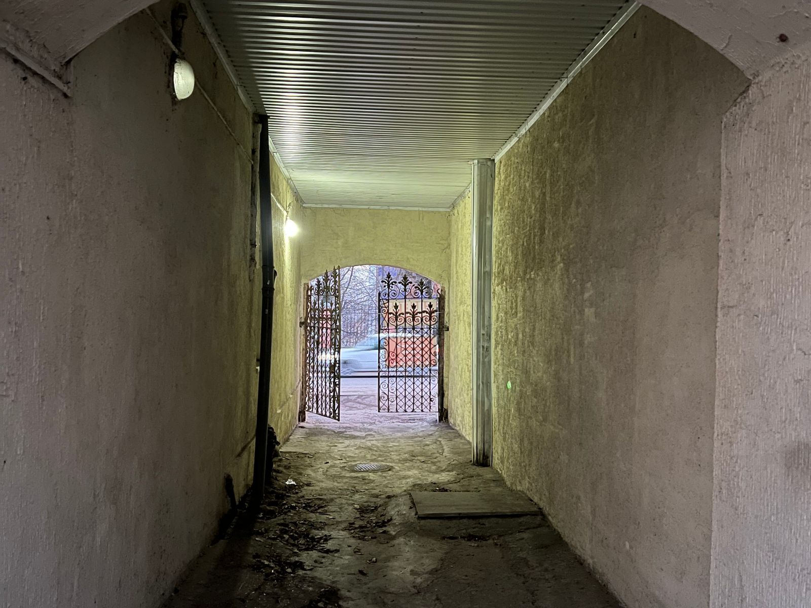 Старый дворик