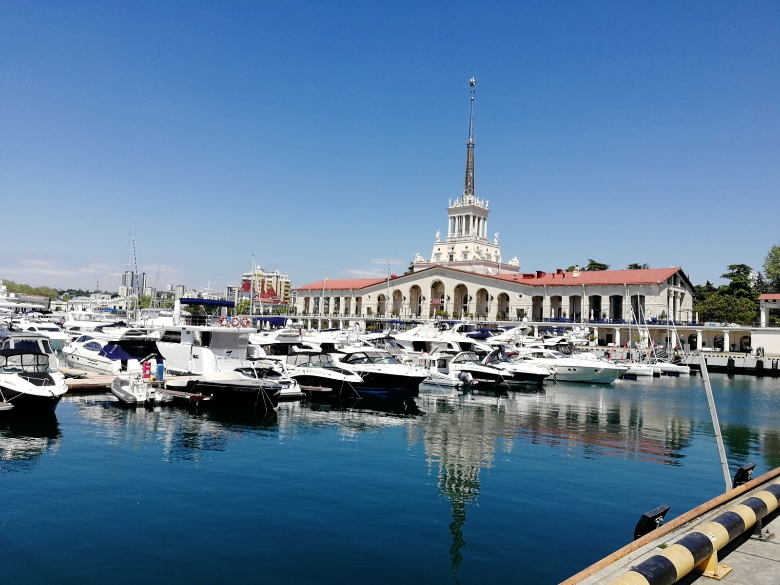 Морской порт 