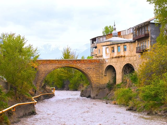 Групповая обзорная экскурсия в Ахты на термальные источники