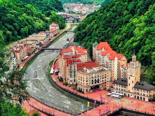 Экскурсия "Все курорты Красной Поляны + канатная дорога" из Сочи