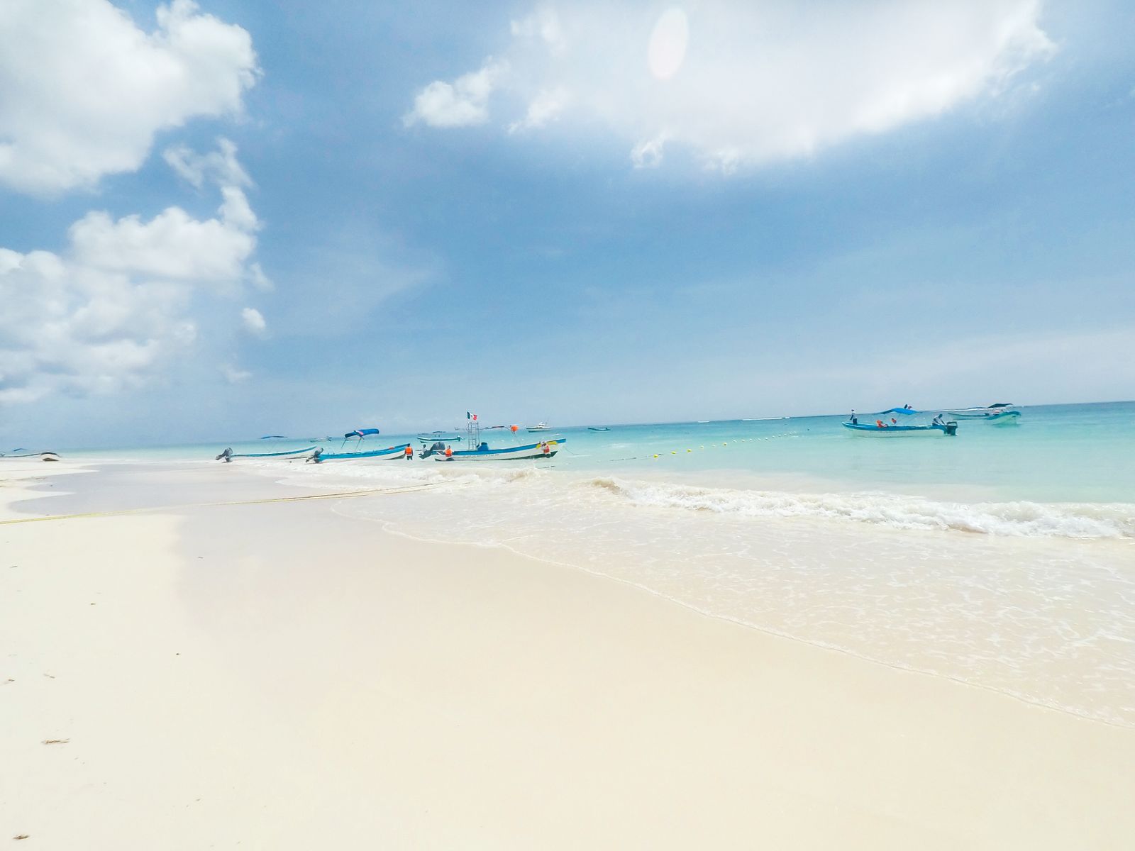 Пляж Virgin Beach 