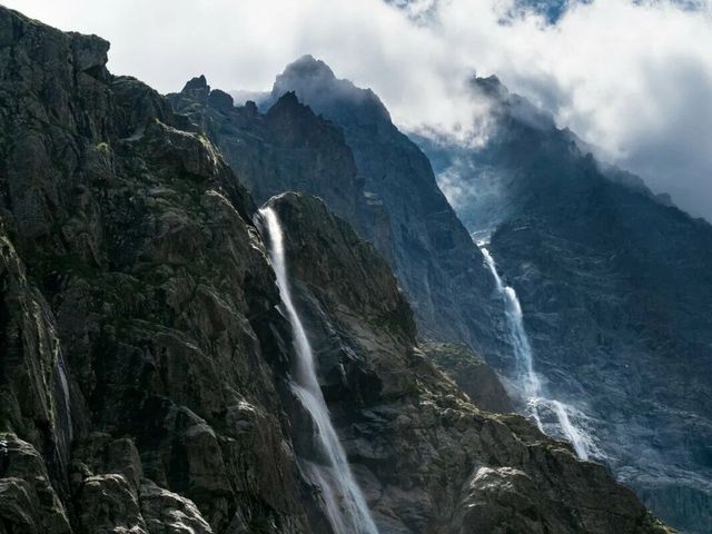 Обзорная экскурсия из Владикавказа к Мидаграбинским водопадам