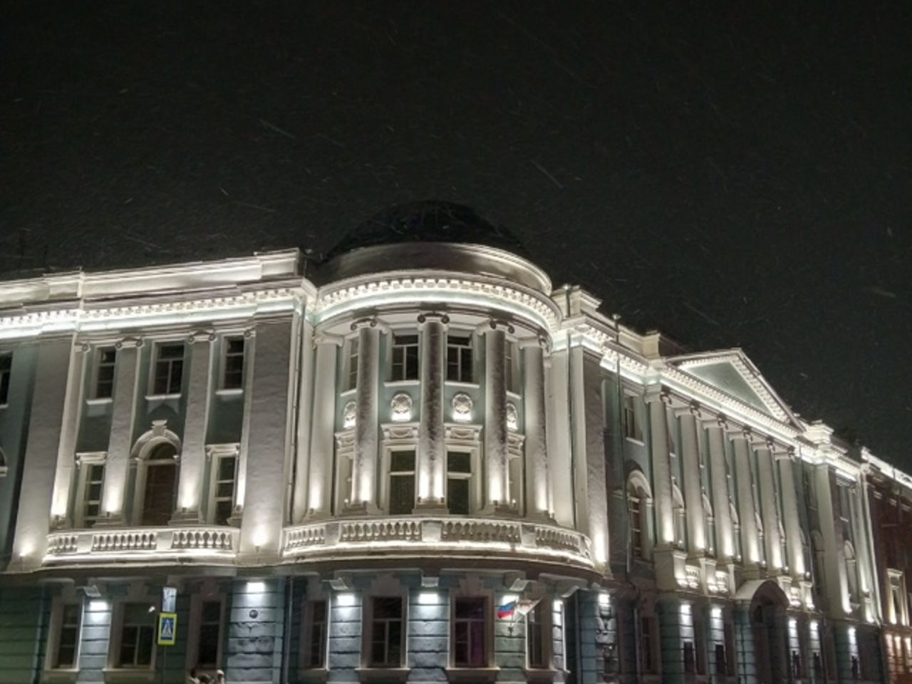 Индивидуальная экскурсия вдоль по набережной Нижнего Новгорода - индивидуальная экскурсия в Нижнем Новгороде пешком длительностью 2 часа с количеством участников до 6 человек цена экскурсии 4000₽