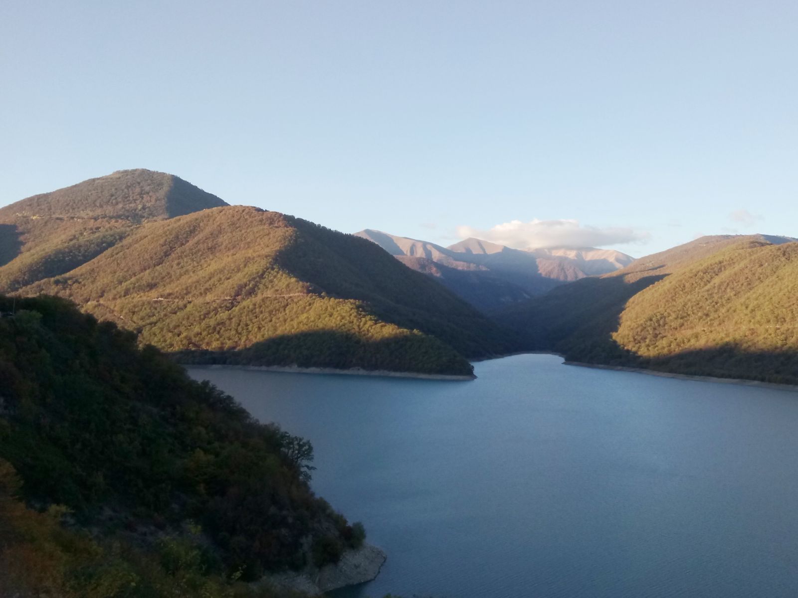 Жинвальское водохранилище 