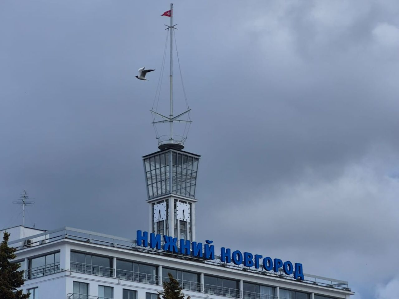 Индивидуальная пешеходная экскурсия по Нижнему Новгороду - индивидуальная экскурсия в Нижнем Новгороде пешком длительностью 2 часа с количеством участников до 6 человек цена экскурсии 8000₽