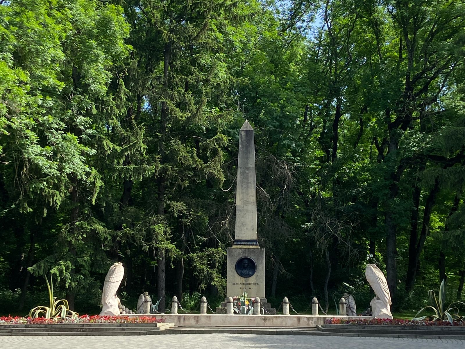 Обелиск