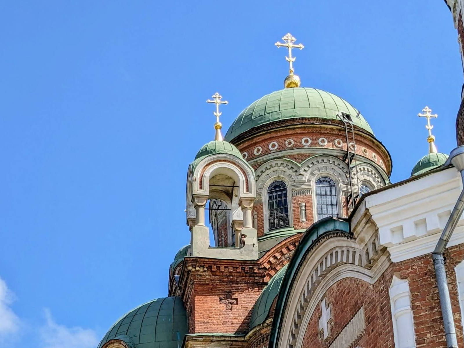 Храм