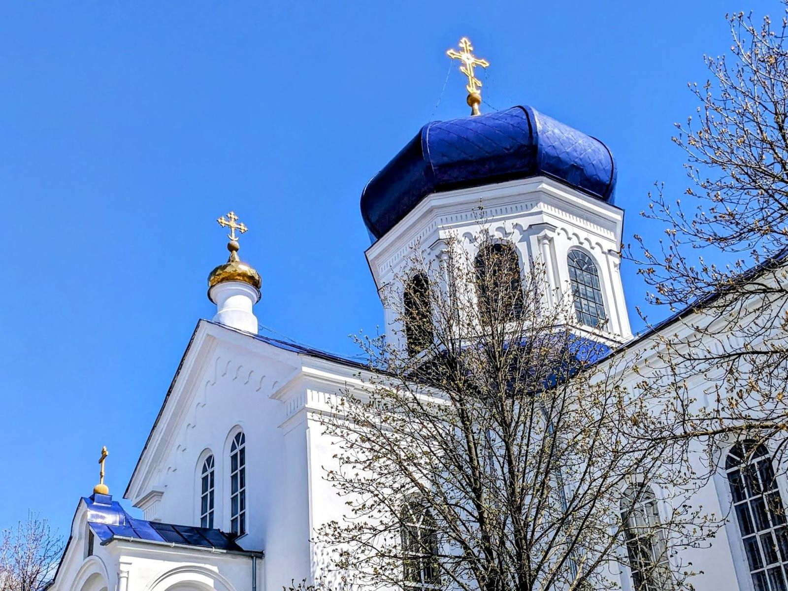Храм