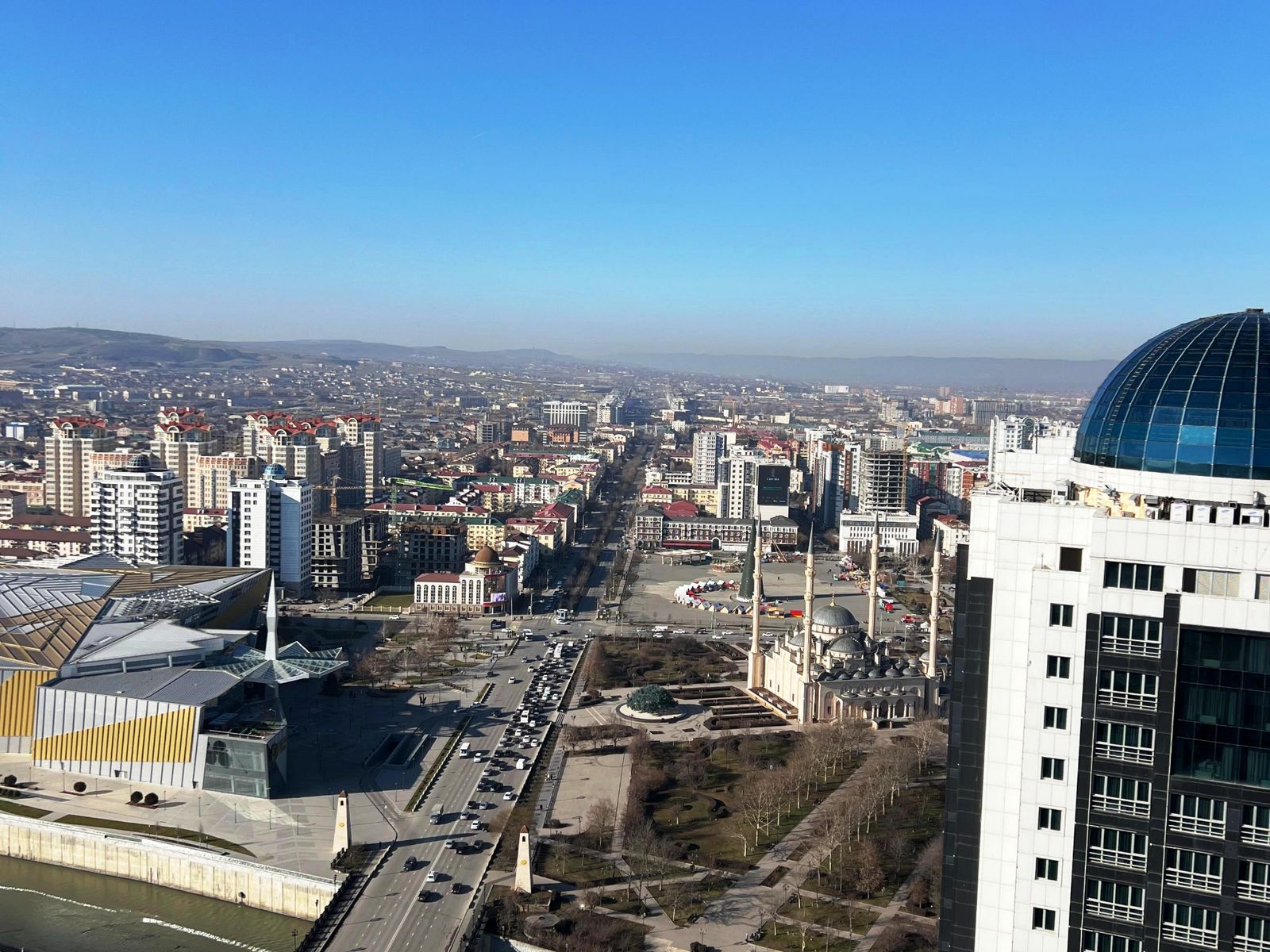 Вид со смотровой Грозный-Сити