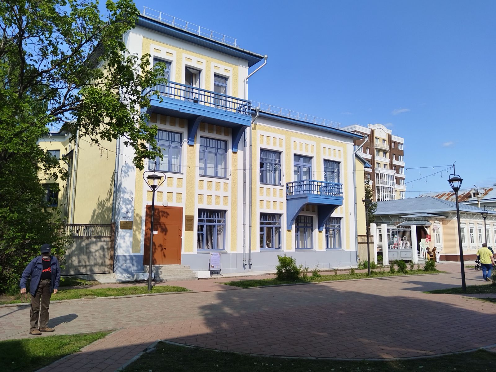 Дом усадьбы Ф. Антонова, стиль модерн