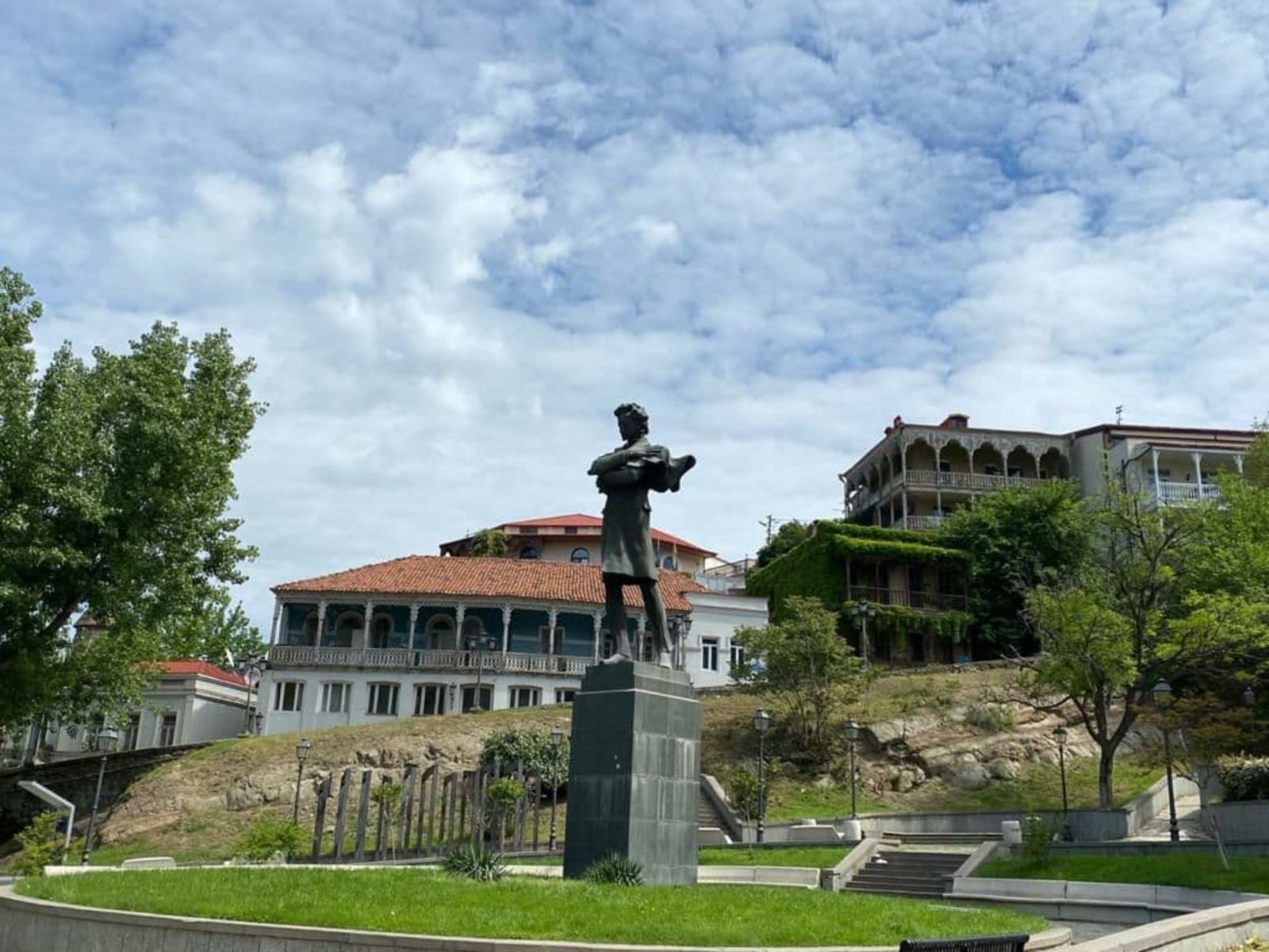 Памятник Бараташвили