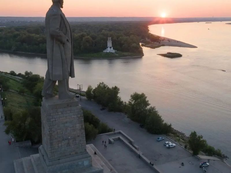 Волго-Донской канал, самый большой памятник Ленину в мире 