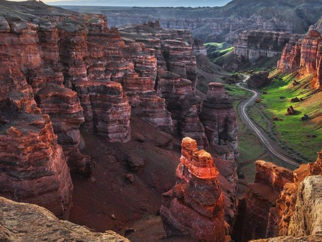 Двухдневный тур из Алматы на озера Кольсай, Каинды и каньон Чарын — фото 2
