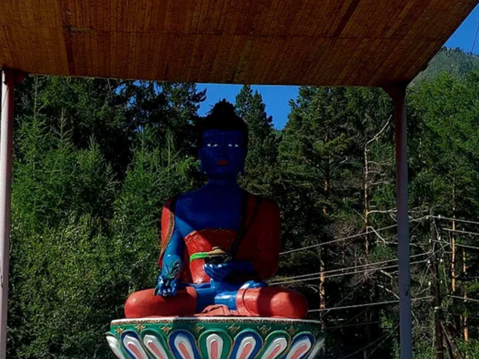 Статуя