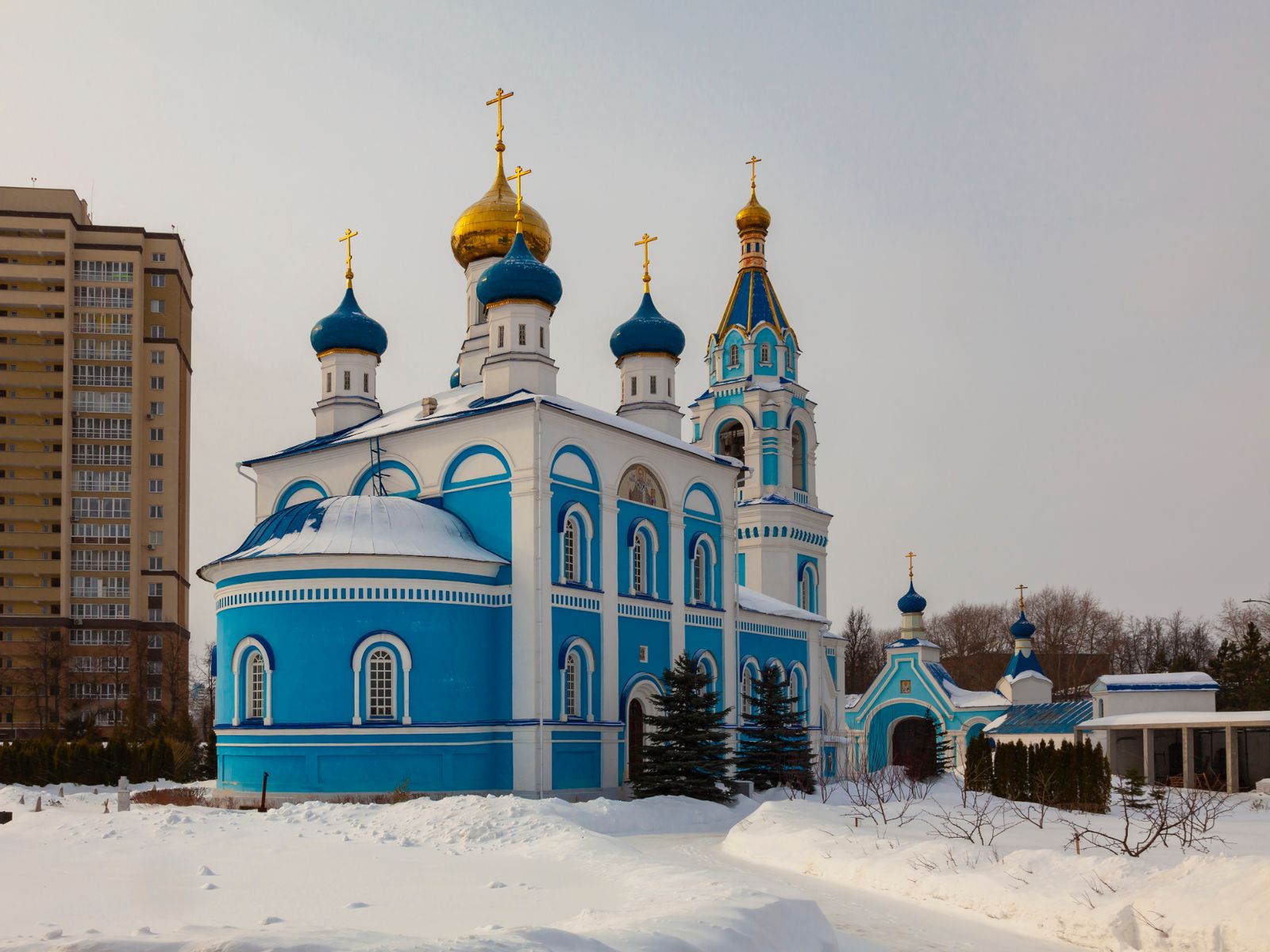 Храм